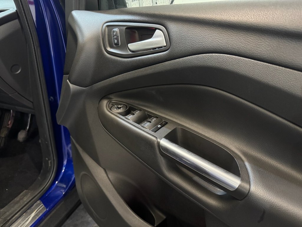 Used Ford Kuga 2017 for sale - 76698331: Photo 6