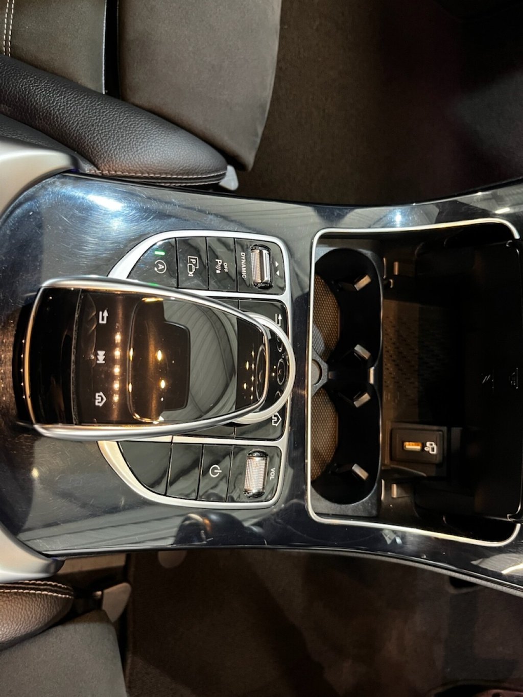 Used Mercedes-Benz C Class 2018 for sale - 77919630: Photo 11