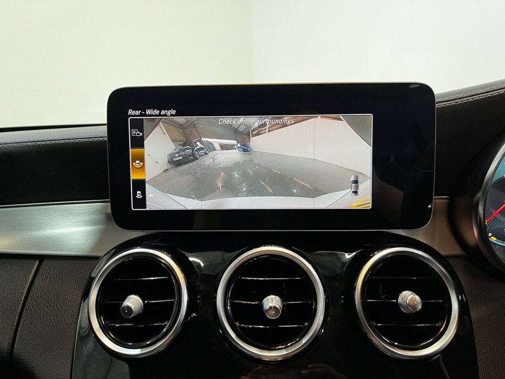 Used Mercedes-Benz C Class 2018 for sale - 77919630: Photo 18