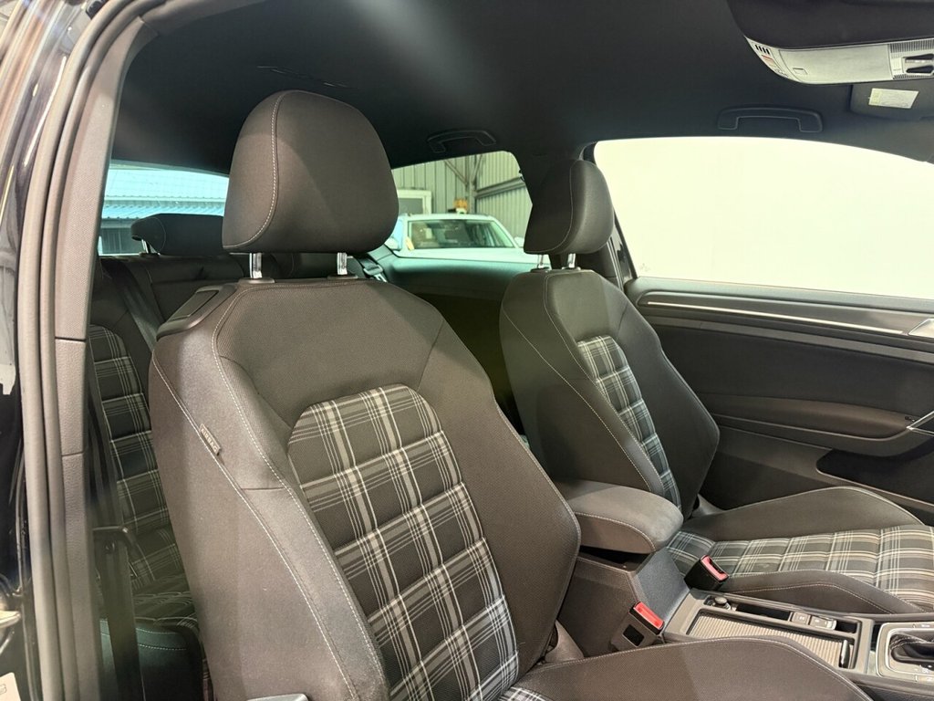 Used Volkswagen Golf 2019 for sale - 77904769: Photo 14