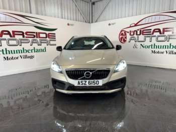 Used Volvo V40 Cross Country 2017 for sale - 75347594: Photo