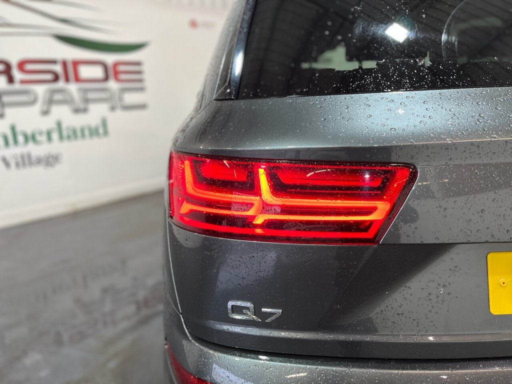 Used Audi Q7 2017 for sale - 76267109: Photo 37