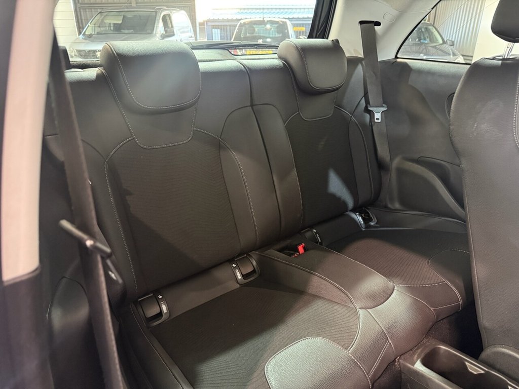 Used Vauxhall ADAM 2017 for sale - 76617525: Photo 15