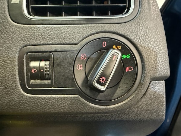 Used Volkswagen Polo 2018 for sale - 75752931: Photo 5