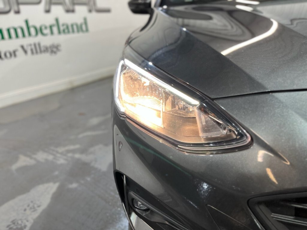 Used Ford Focus 2019 for sale - 76768636: Photo 8