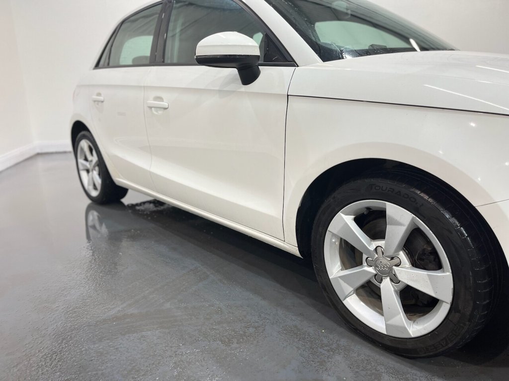 Used Audi A1 2017 for sale - 77370030: Photo 10
