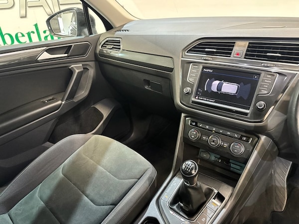 Used Volkswagen Tiguan 2016 for sale - 75607061: Photo 15