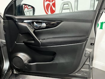 Used Nissan Qashqai 2016 for sale - 75937252: Photo