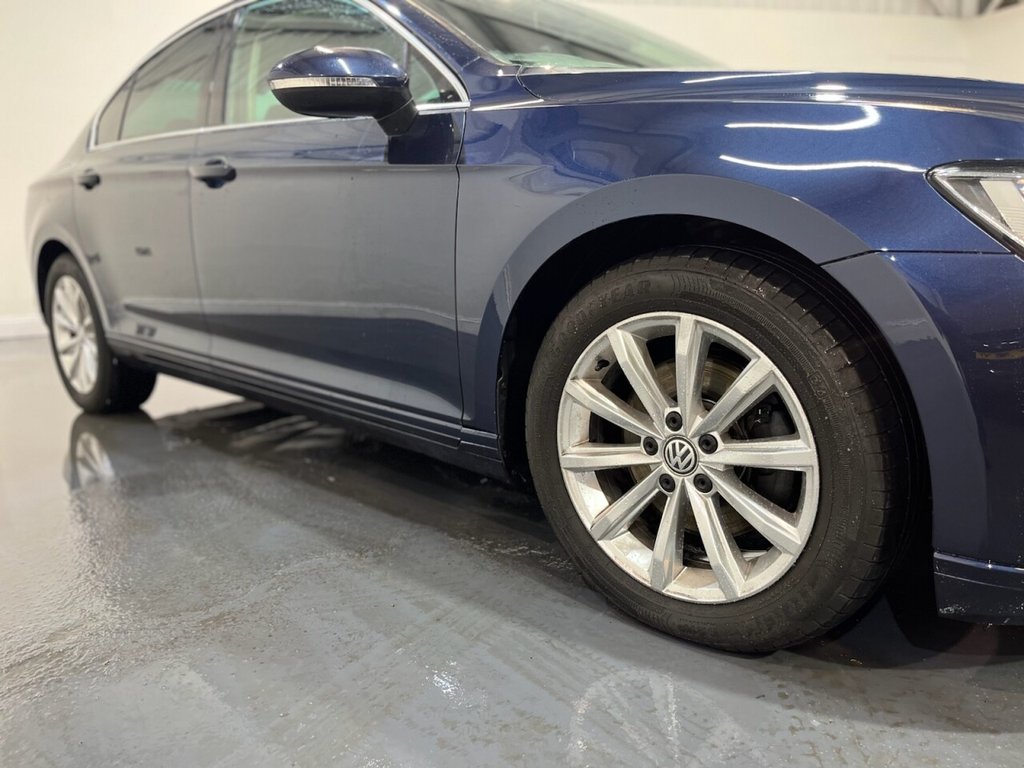 Used Volkswagen Passat 2015 for sale - 77464140: Photo 11