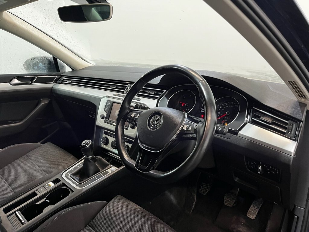 Used Volkswagen Passat 2015 for sale - 77464140: Photo 15