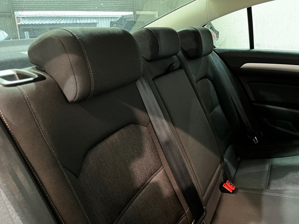 Used Volkswagen Passat 2015 for sale - 77464140: Photo 16