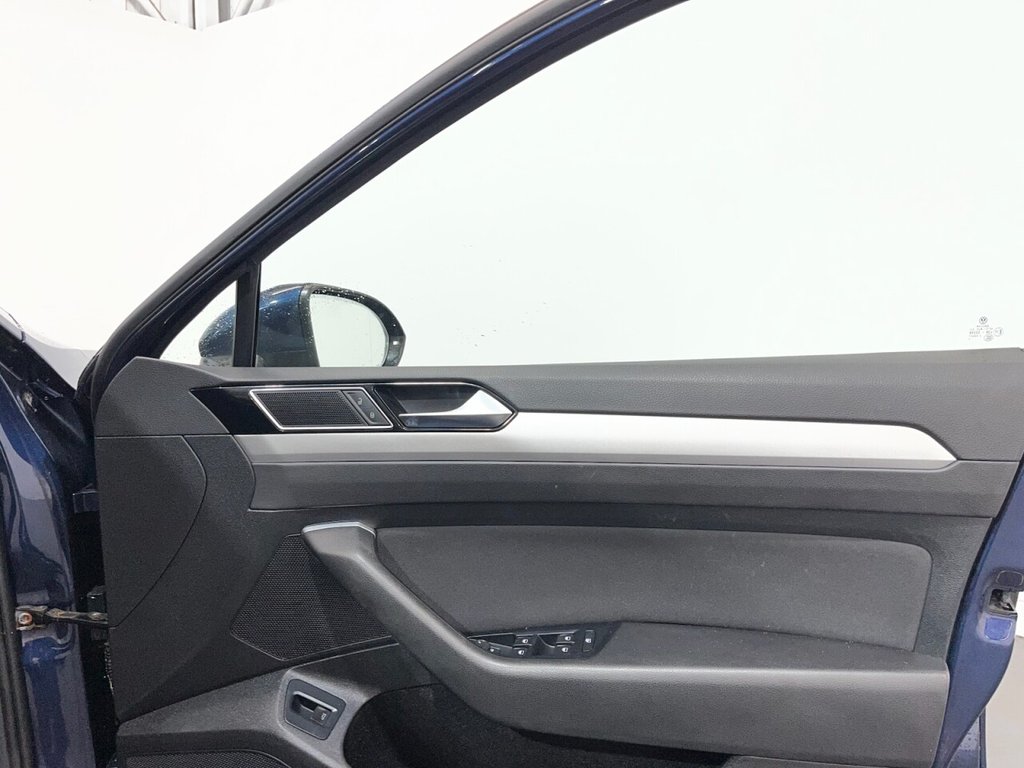 Used Volkswagen Passat 2015 for sale - 77464140: Photo 20