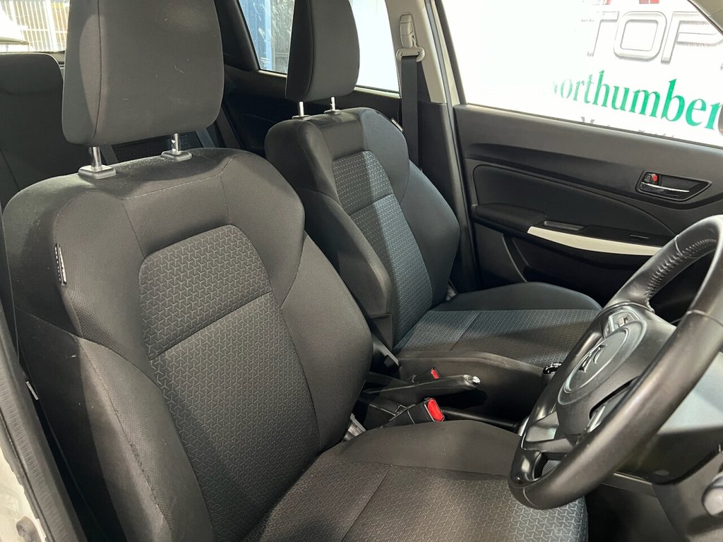 Used Suzuki Swift 2019 for sale - 76303813: Photo 11