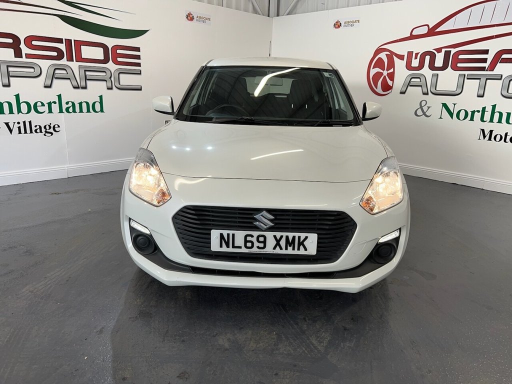 Used Suzuki Swift 2019 for sale - 76303813: Photo 2