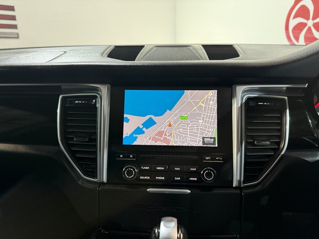 Used Porsche Macan 2017 for sale - 75630681: Photo 17