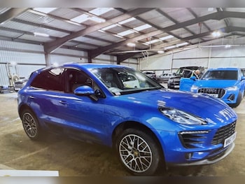 Used Porsche Macan 2017 for sale - 75630681: Photo