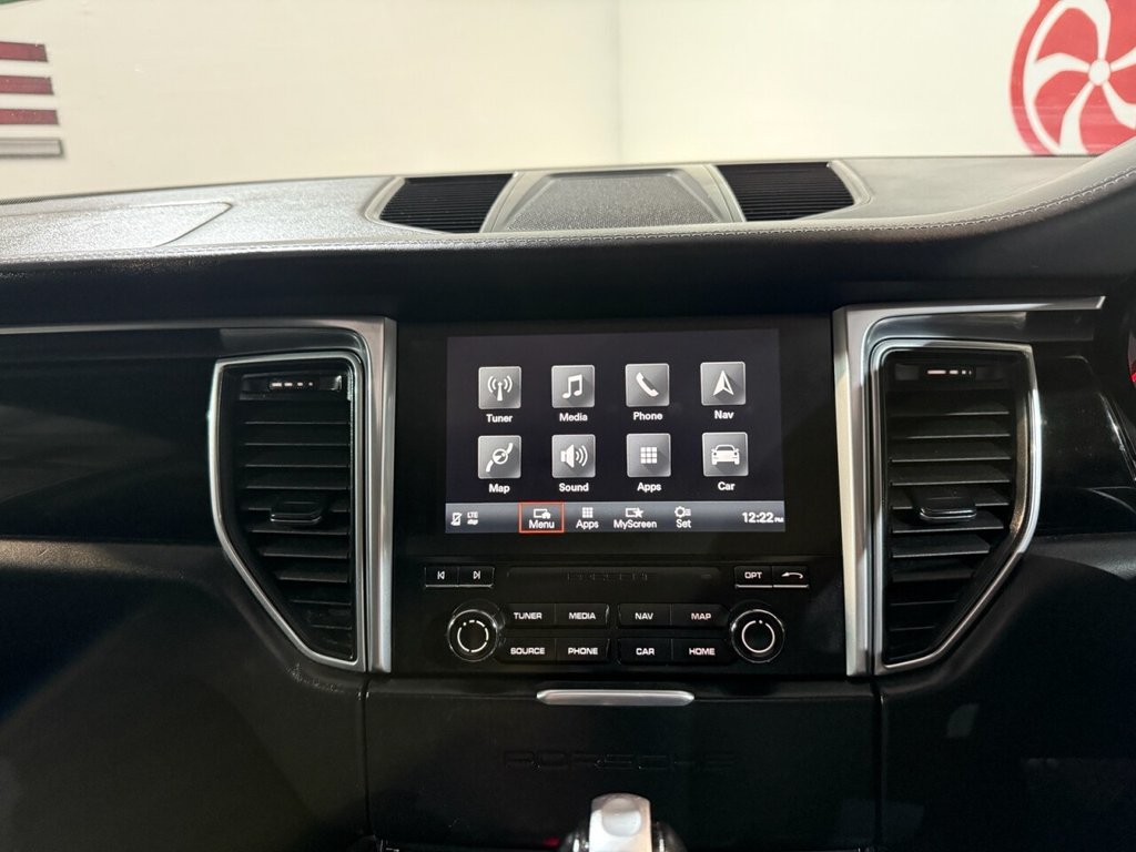 Used Porsche Macan 2017 for sale - 75630681: Photo 21