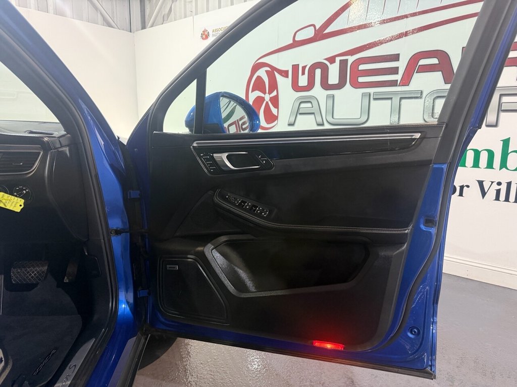 Used Porsche Macan 2017 for sale - 75630681: Photo 4