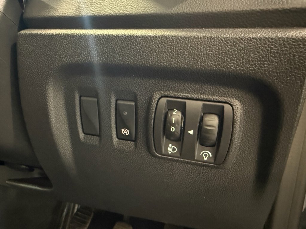 Used Renault Captur 2018 for sale - 74144471: Photo 21