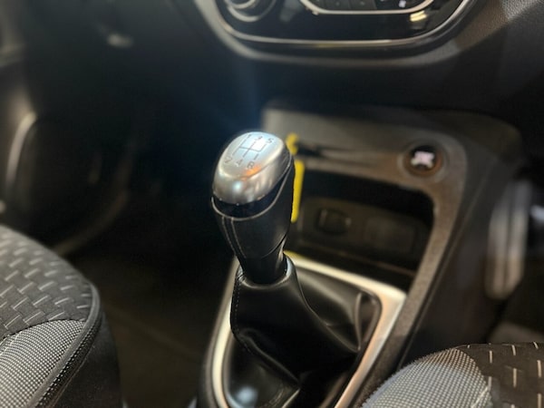 Used Renault Captur 2018 for sale - 74144471: Photo 8