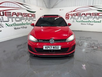 Used Volkswagen Golf 2017 for sale - 76632528: Photo