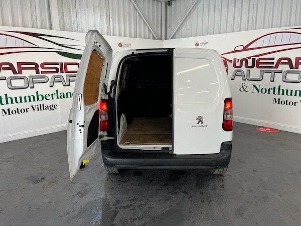 Used Peugeot Partner 2020 for sale - 75596833: Photo 24