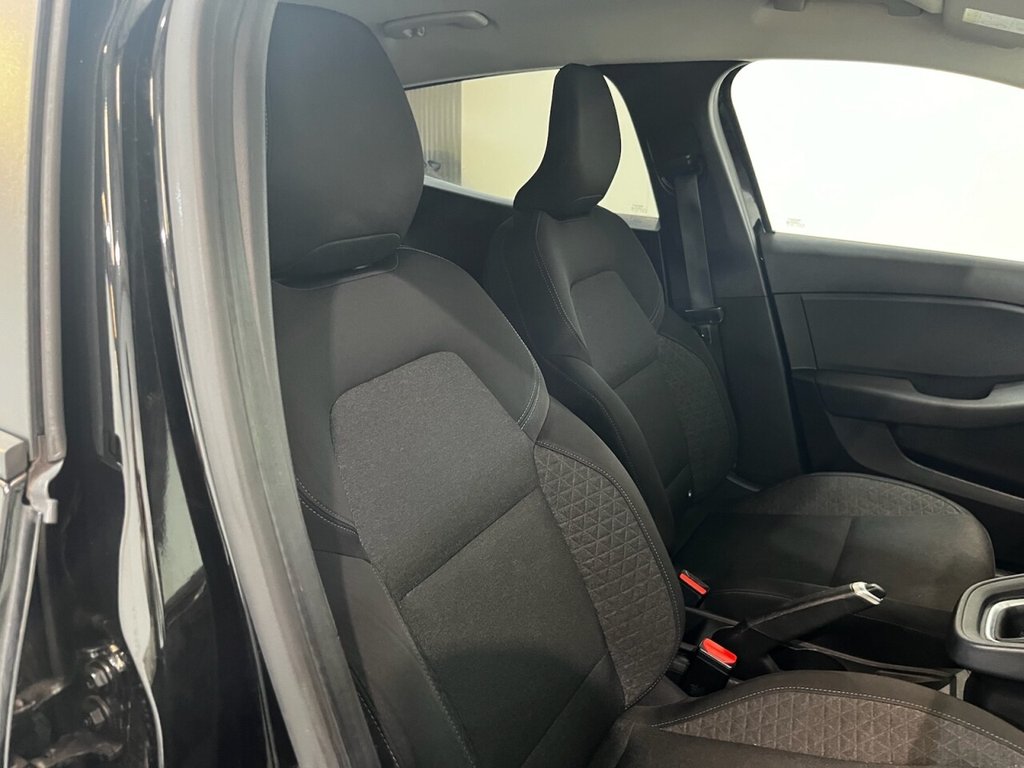 Used Renault Clio 2020 for sale - 77643008: Photo 15