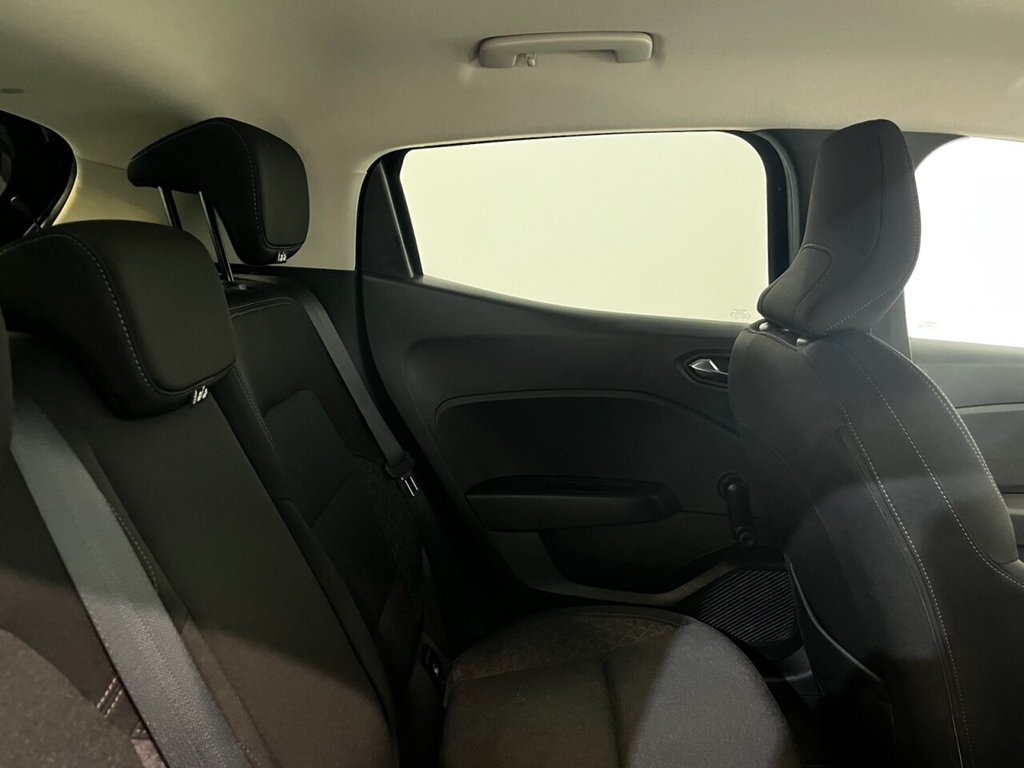 Used Renault Clio 2020 for sale - 77643008: Photo 20