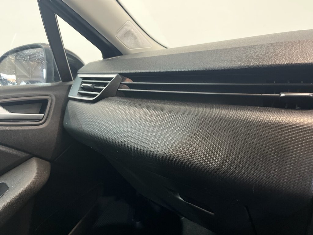 Used Renault Clio 2020 for sale - 77643008: Photo 31