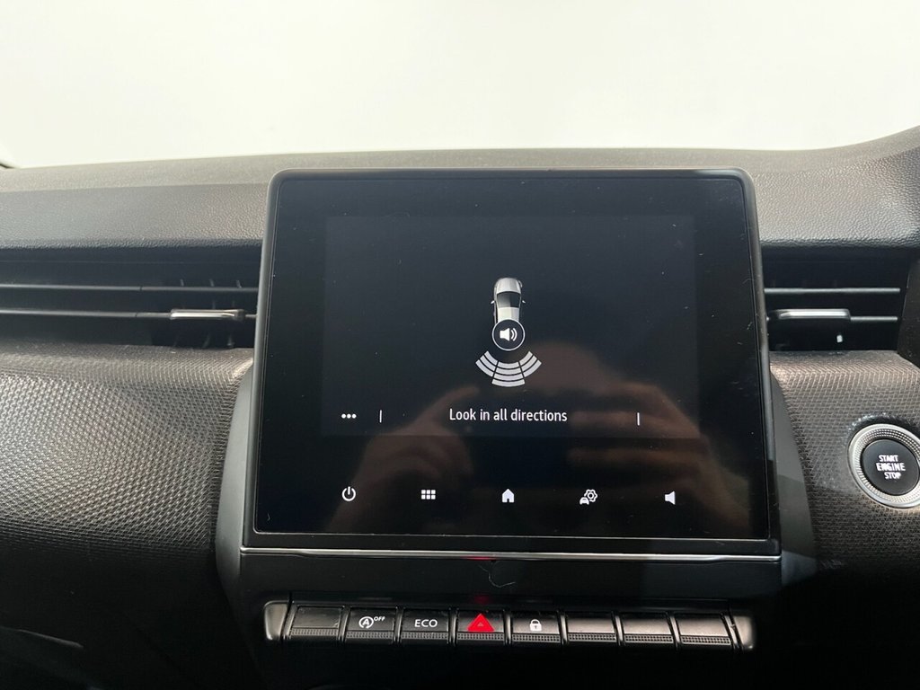 Used Renault Clio 2020 for sale - 77643008: Photo 41