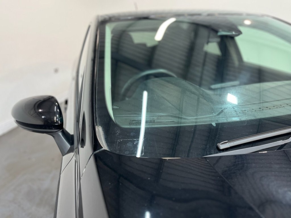 Used Renault Clio 2020 for sale - 77643008: Photo 9