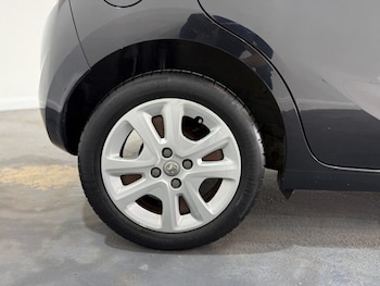 Used Vauxhall Viva 2016 for sale - 79141916: Photo