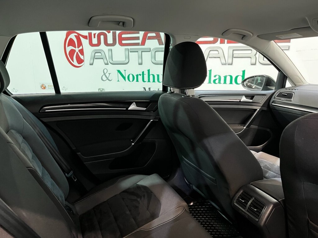 Used Volkswagen Golf 2014 for sale - 76910036: Photo 18