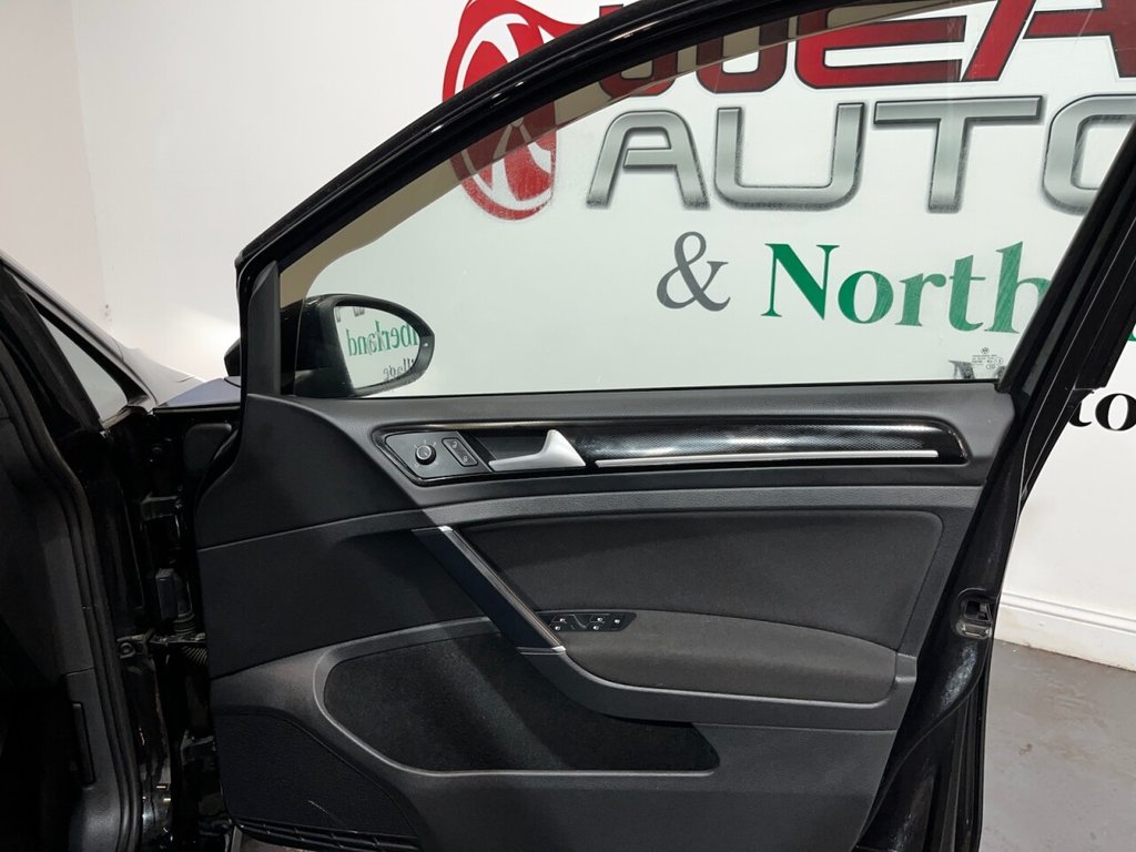 Used Volkswagen Golf 2014 for sale - 76910036: Photo 20