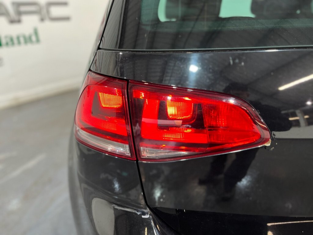 Used Volkswagen Golf 2014 for sale - 76910036: Photo 31