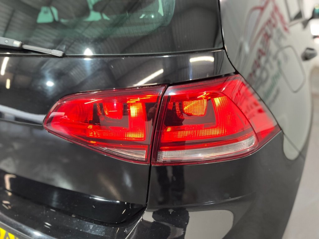 Used Volkswagen Golf 2014 for sale - 76910036: Photo 33