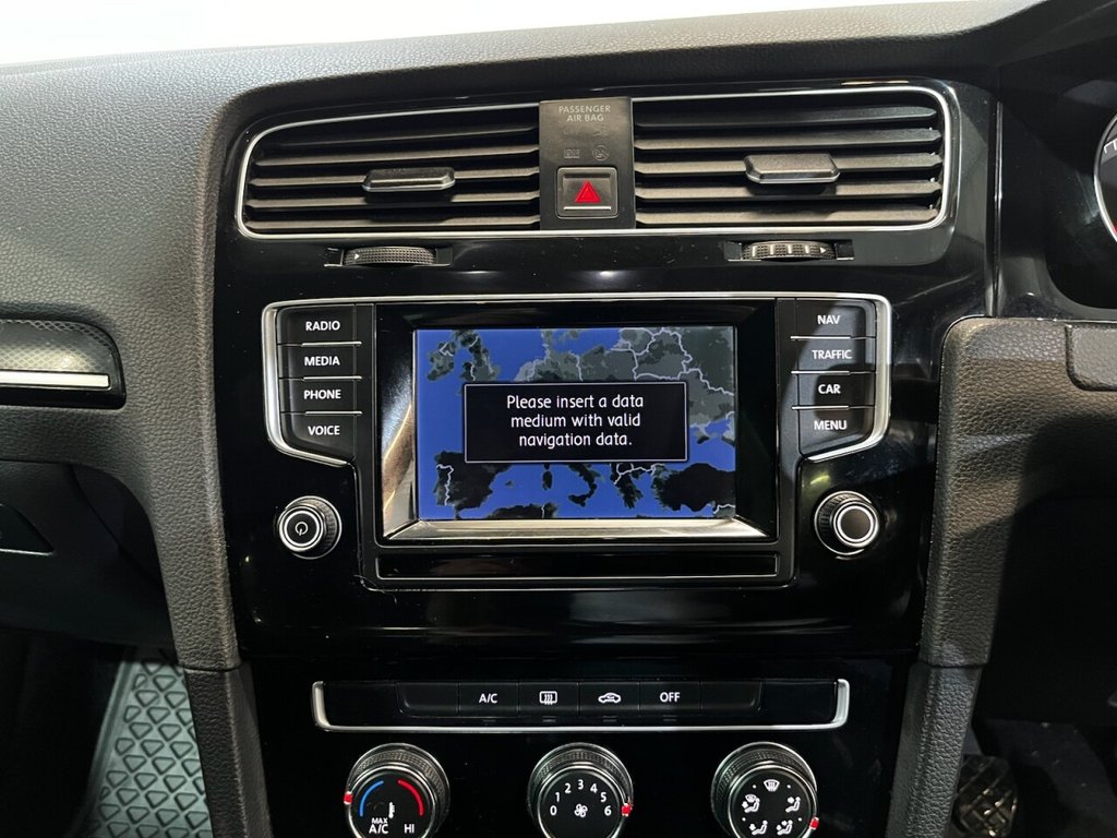 Used Volkswagen Golf 2014 for sale - 76910036: Photo 42