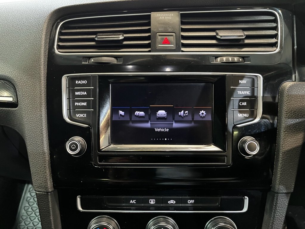 Used Volkswagen Golf 2014 for sale - 76910036: Photo 43