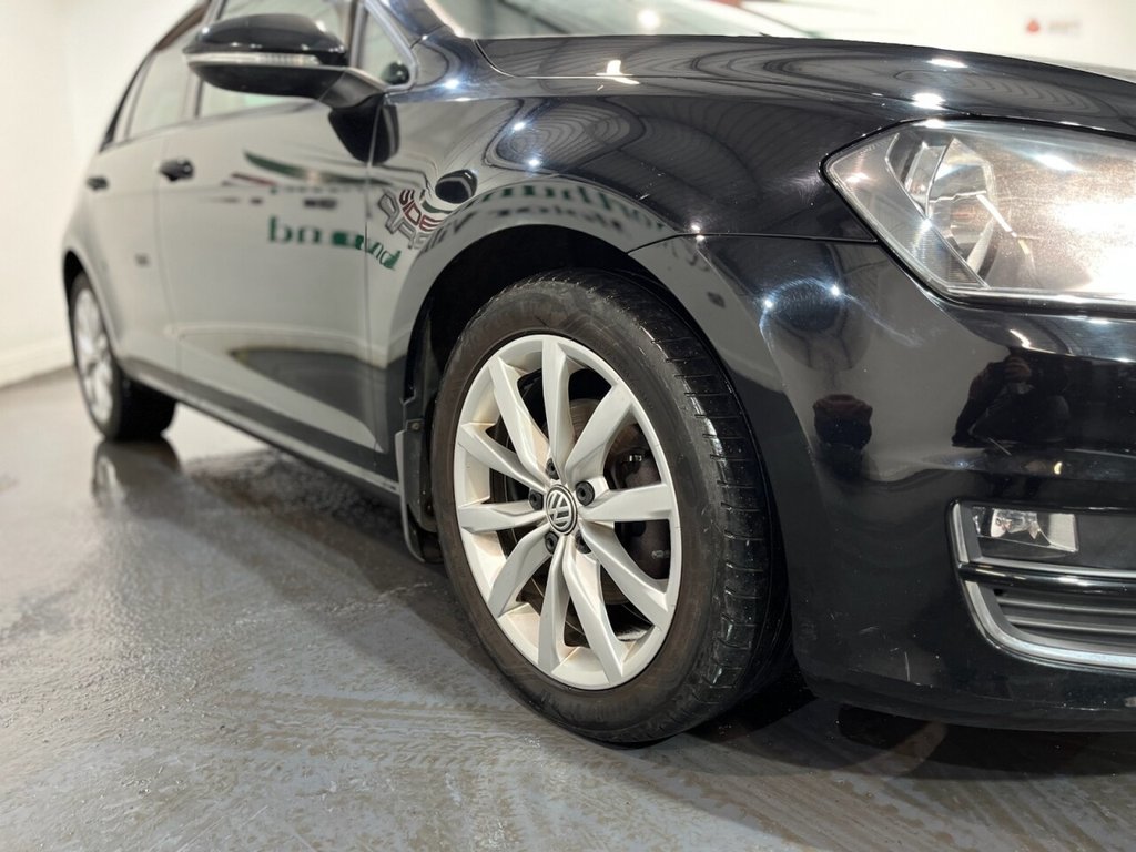 Used Volkswagen Golf 2014 for sale - 76910036: Photo 9