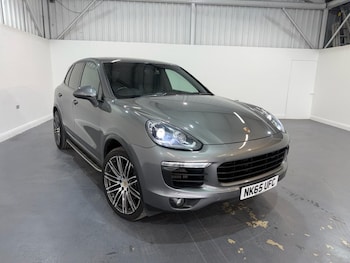 Used Porsche Cayenne 2016 for sale - 79265856: Photo
