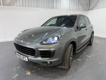 Used Porsche Cayenne 2016 for sale - 79265856: Photo