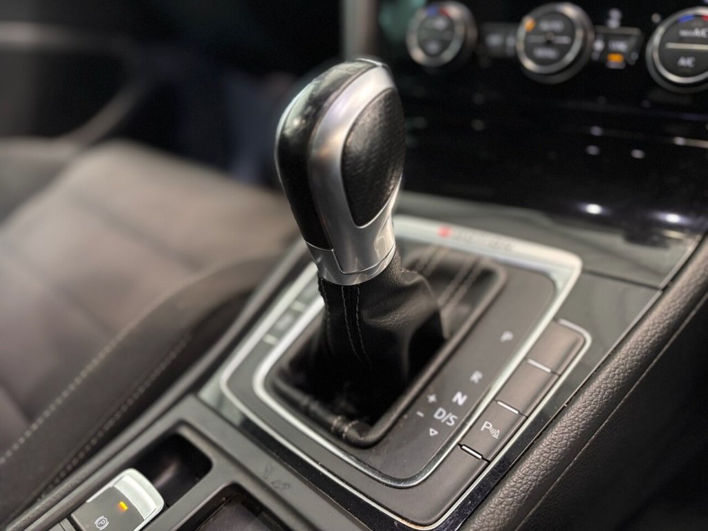 Used Volkswagen Golf 2019 for sale - 78166915: Photo 19