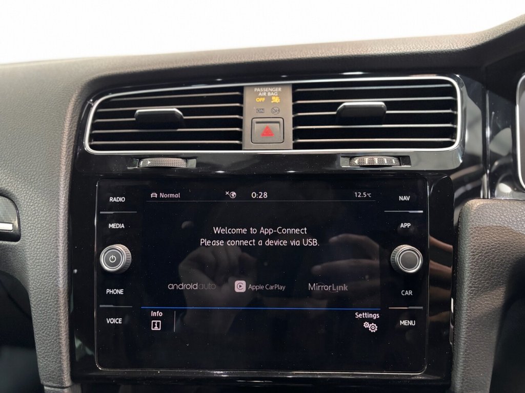 Used Volkswagen Golf 2019 for sale - 78166915: Photo 26