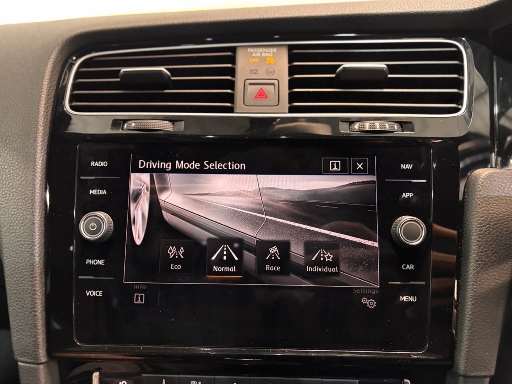 Used Volkswagen Golf 2019 for sale - 78166915: Photo 27