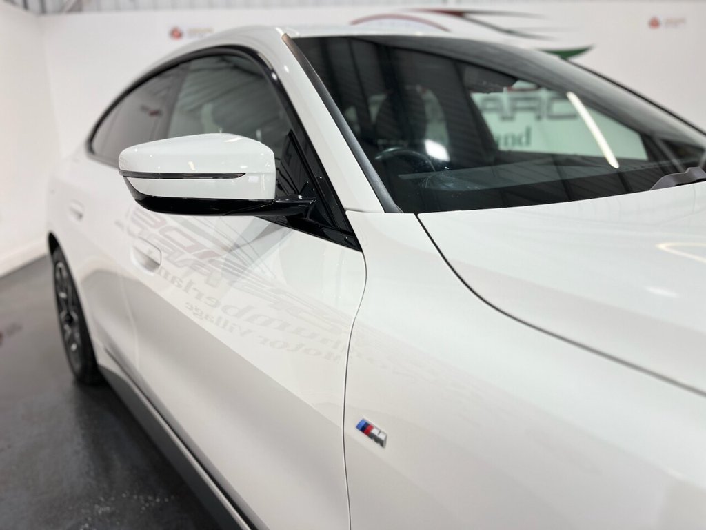 Used BMW i4 2022 for sale - 76430142: Photo 10