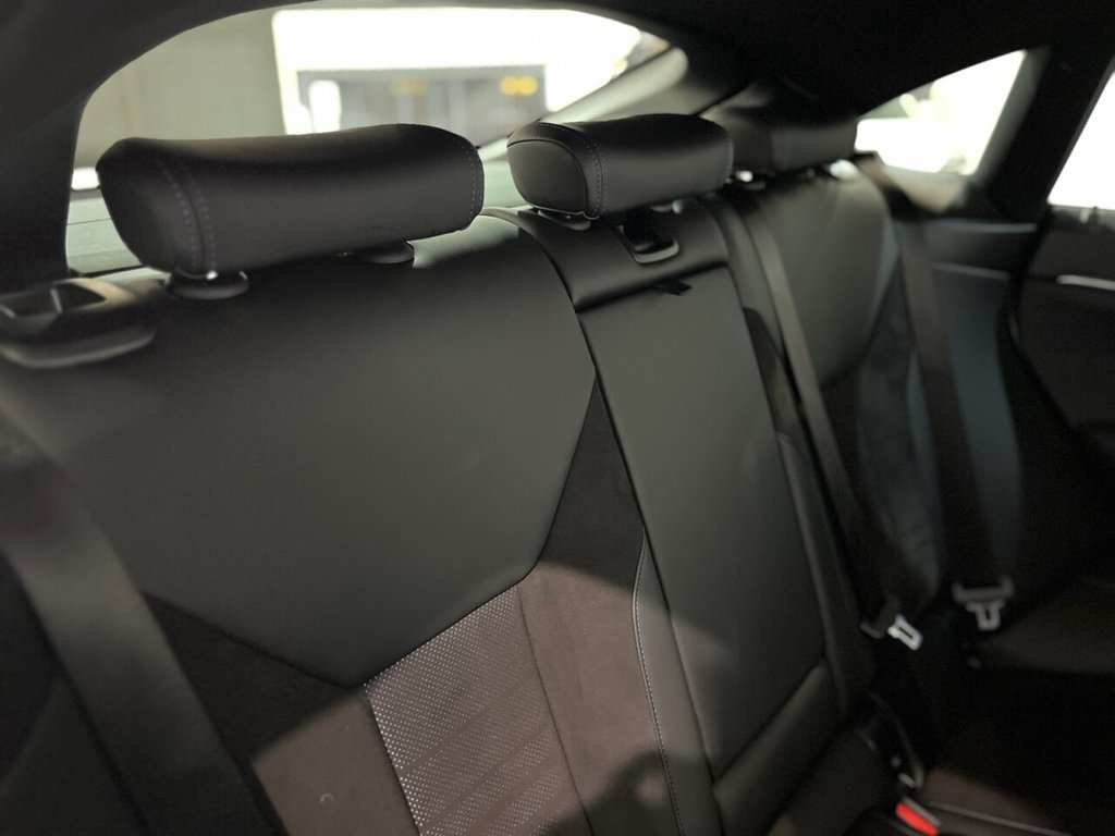 Used BMW i4 2022 for sale - 76430142: Photo 16