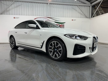 Used BMW i4 2022 for sale - 76430142: Photo