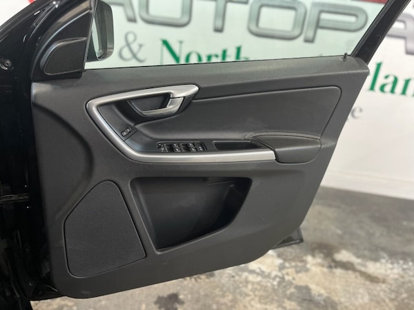 Used Volvo XC60 2016 for sale - 73620443: Photo 11
