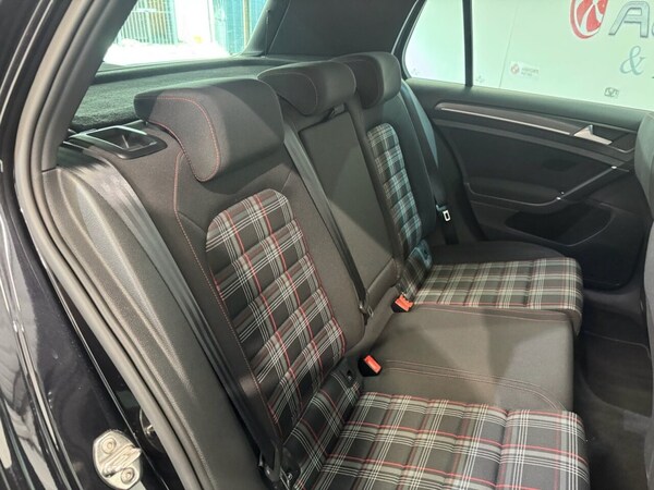 Used Volkswagen Golf 2018 for sale - 74953590: Photo 23