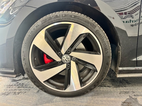 Used Volkswagen Golf 2018 for sale - 74953590: Photo 7